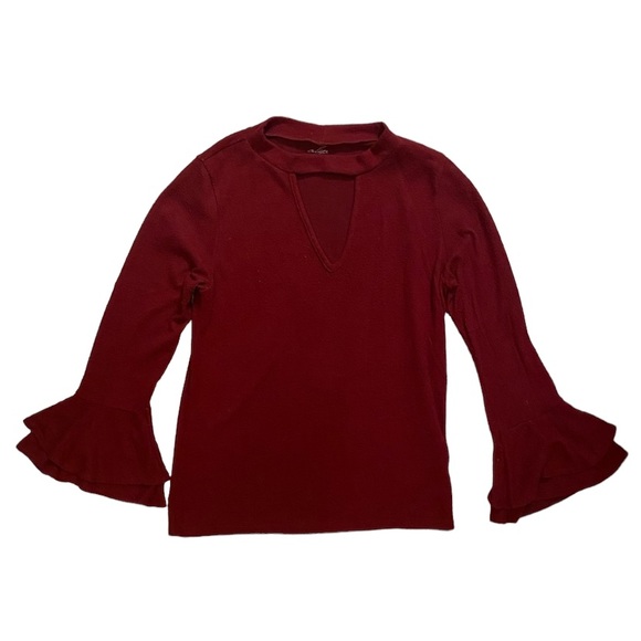 ALYA Keyhole Sweater with Ruffle Sleeve Hem in Burgundy - Picture 1 of 3